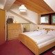 s�sz�ll�s: Spanglwirt hotel